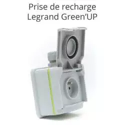 Installation d'une prise renforcée Legrand Green'Up 3.7 kW pour